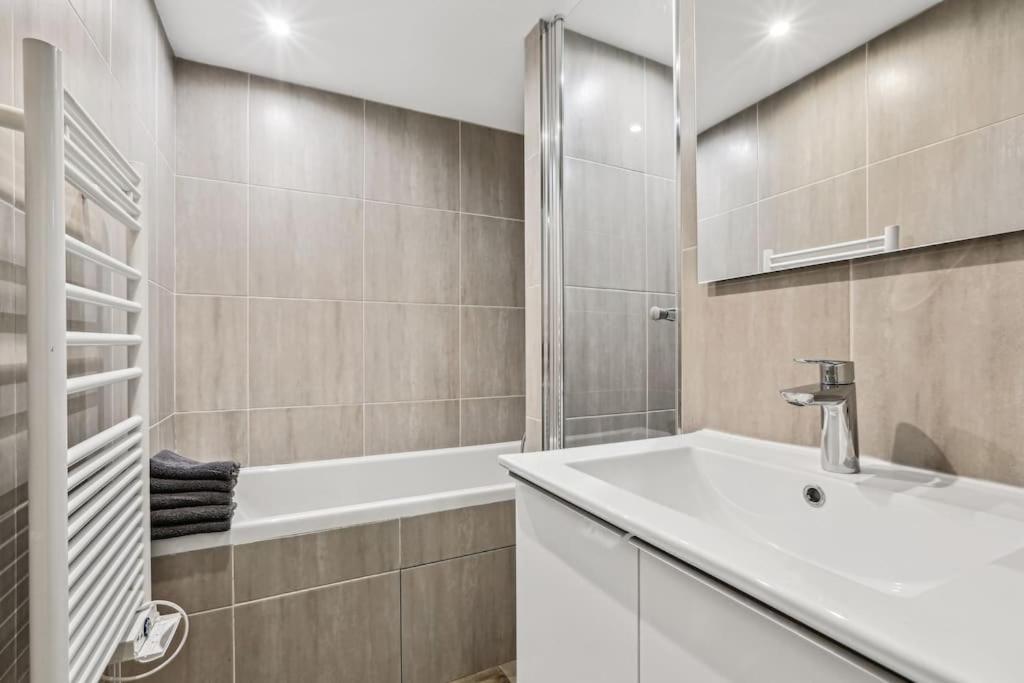 03 Tour Eiffel Appartement Pour 7 Personnes Paris Ngoại thất bức ảnh